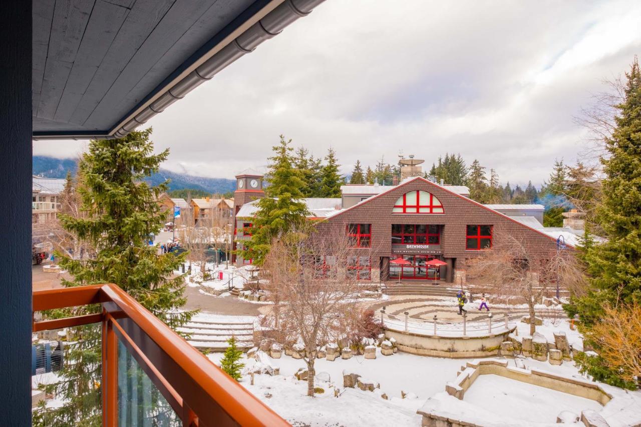 Eagle Lodge By Outpost ウィスラー エクステリア 写真